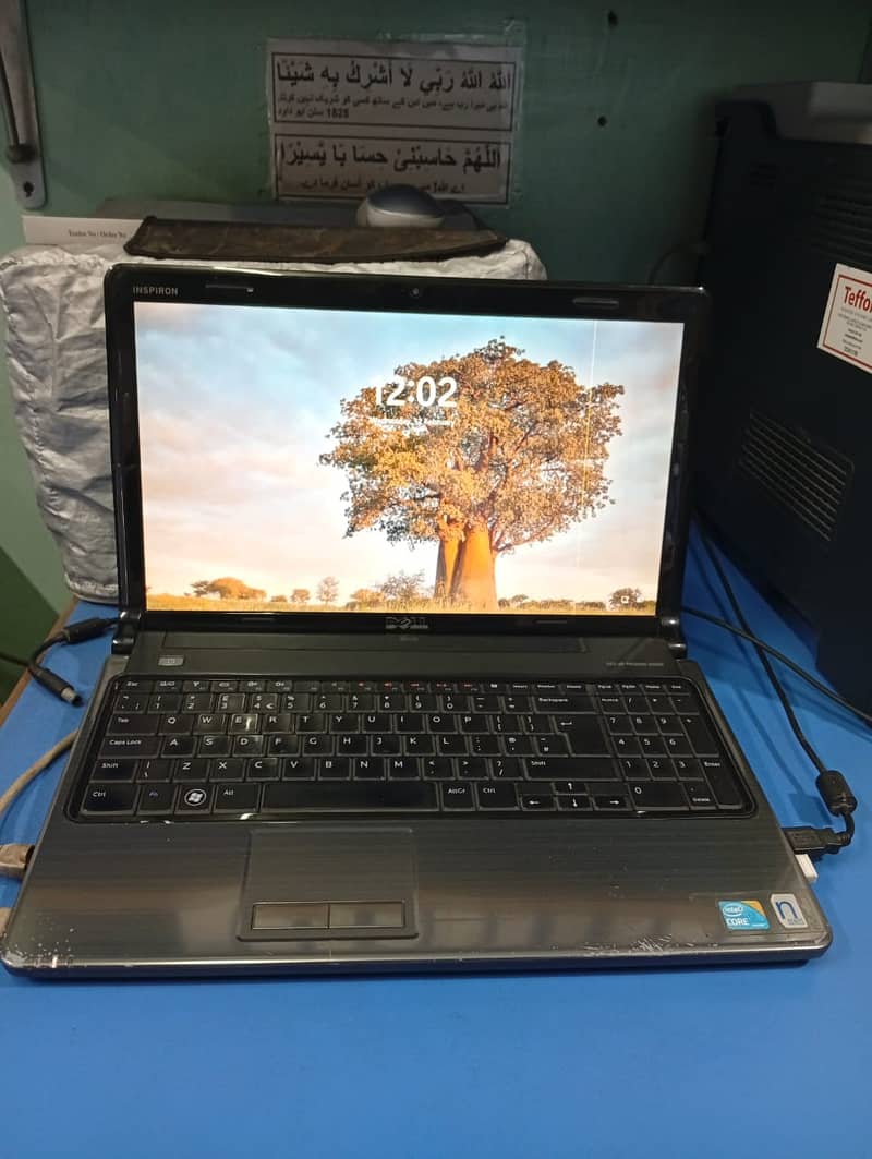 Dell Inspiron 1564, 256GB SSD, 8GB Ram 0