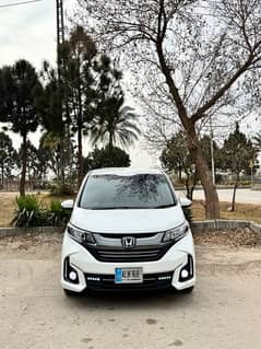 Honda Freed 2016