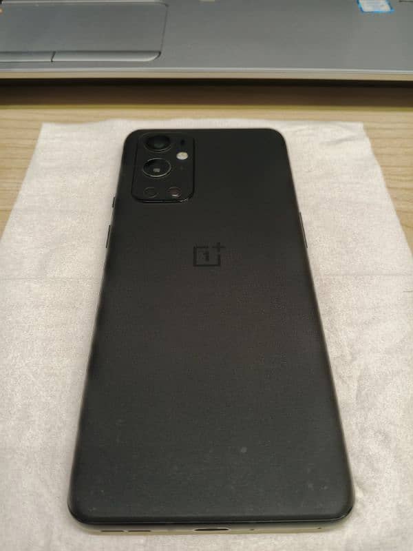 One plus 9 pro 5G 2