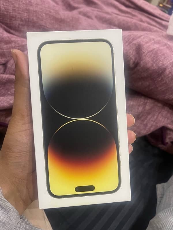 iphone 14 Pro Max 128GB LLA Gold Non PTA 4