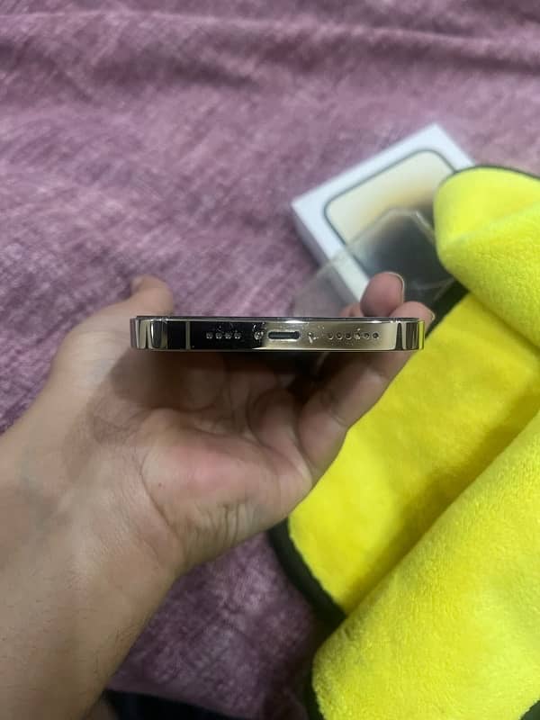 iphone 14 Pro Max 128GB LLA Gold Non PTA 8