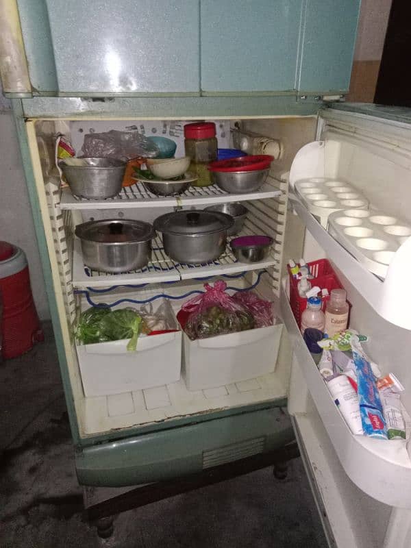 Pel Refrigerator in good condition 4