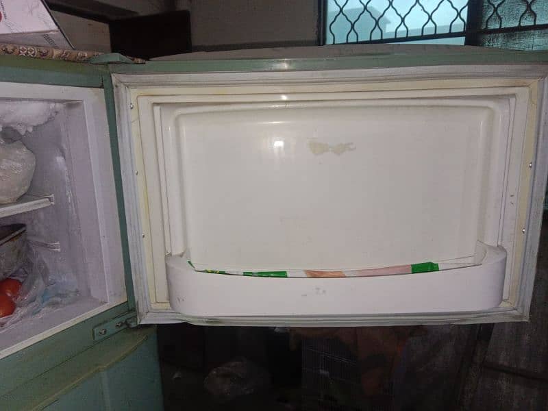 Pel Refrigerator in good condition 6