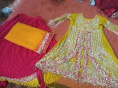 2 hour used bridal lehenga hand made