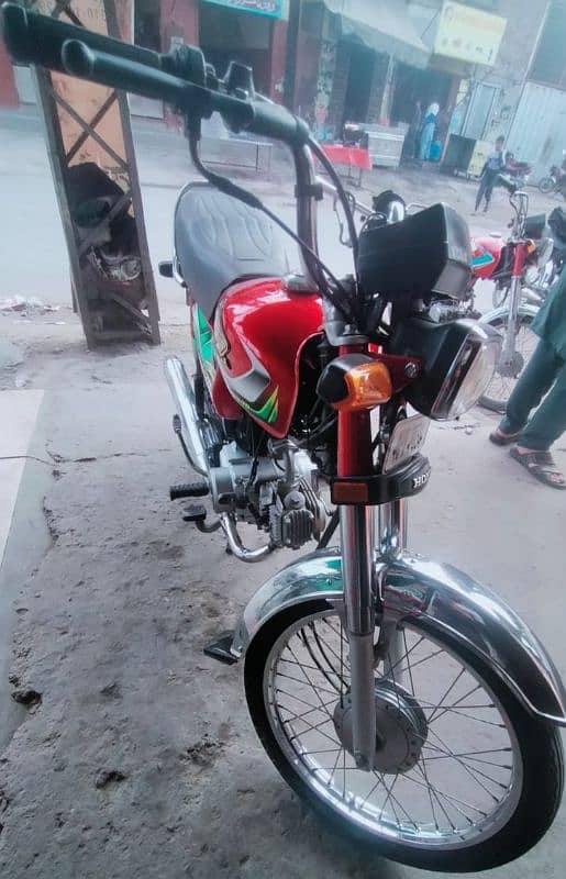 Honda CD70 Bike 1