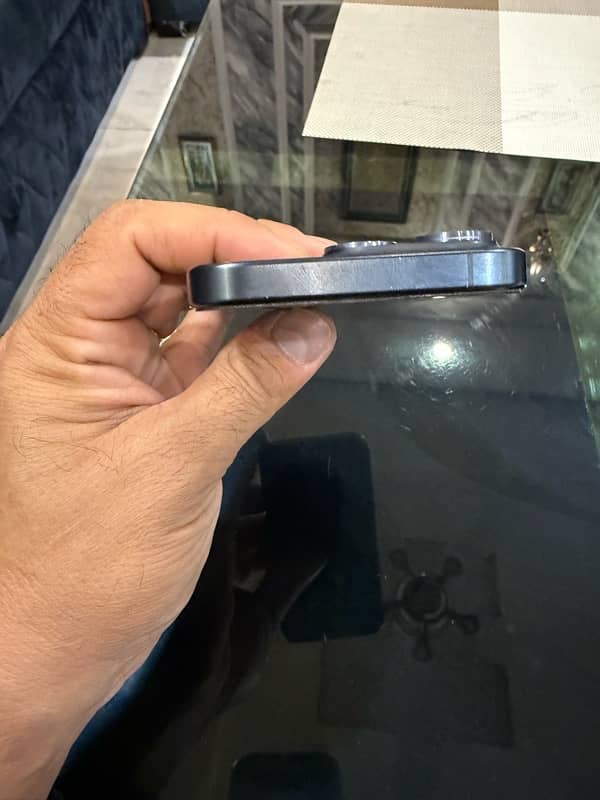 iPhone 15 Pro Titanium Blue 3