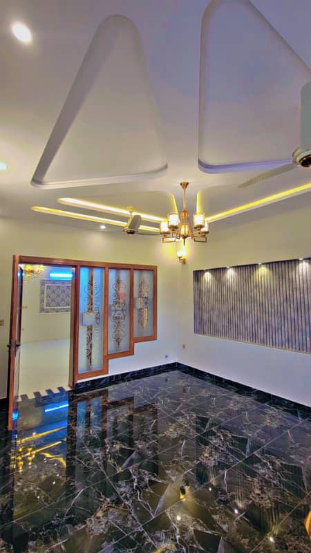 10 Marla Luxury Facing park View ultra modern Amazing design Brand New very beautiful hot location house for sale in Media Town Islamabad 4