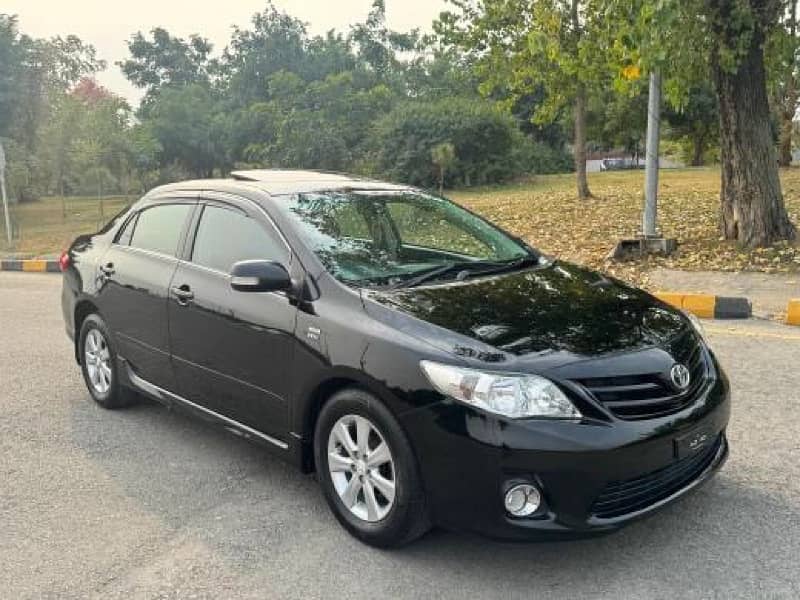 Toyota Corolla Altis 2013 0