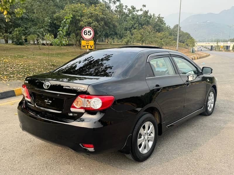 Toyota Corolla Altis 2013 9