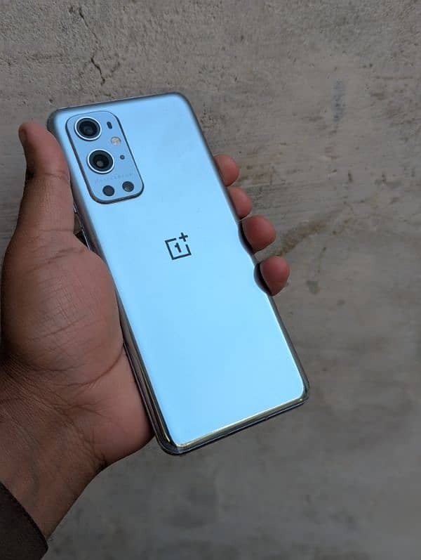 OnePlus 9 pro 1