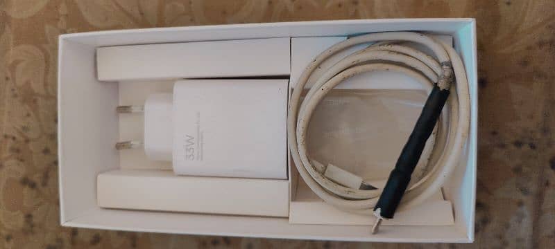 Redmi Note 11 box charger Sath h 2