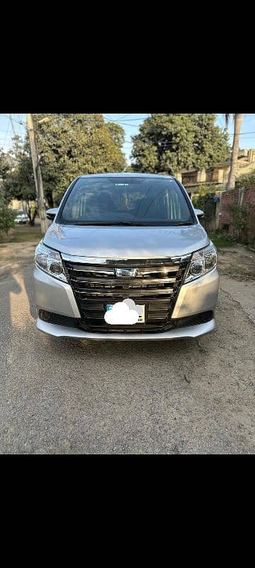 Toyota Noah 2015 total geniune 0