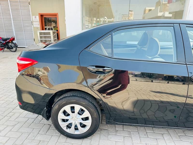 Toyota Corolla XLI AUTOMATIC 2019/20 9