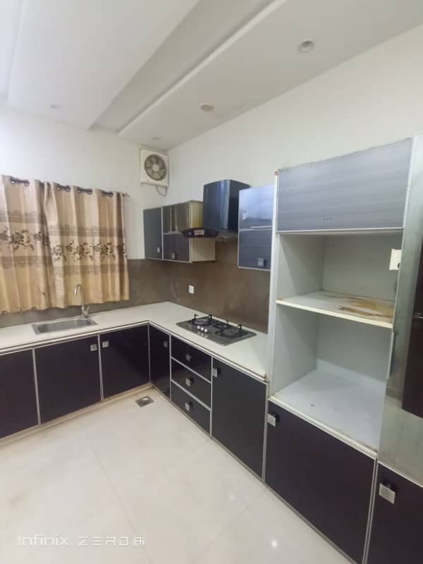 10 Marla Upper Portion Available For Rent With Gass Good Location 10