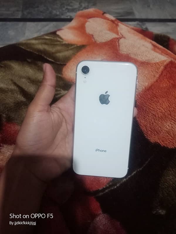 iPhone XR NON PTA 1