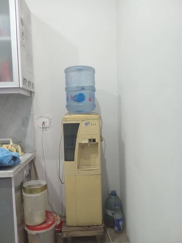 TCL  water dispenser 0