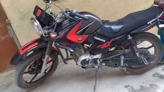 ybr 125