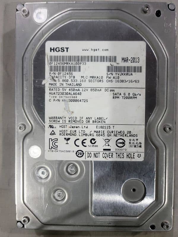 3 TB Harddrive HDD HGST read ad 3