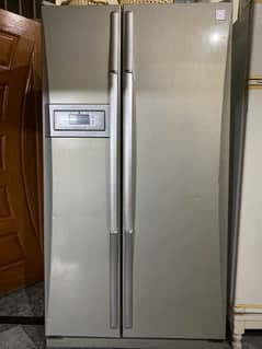 double door refrigerator