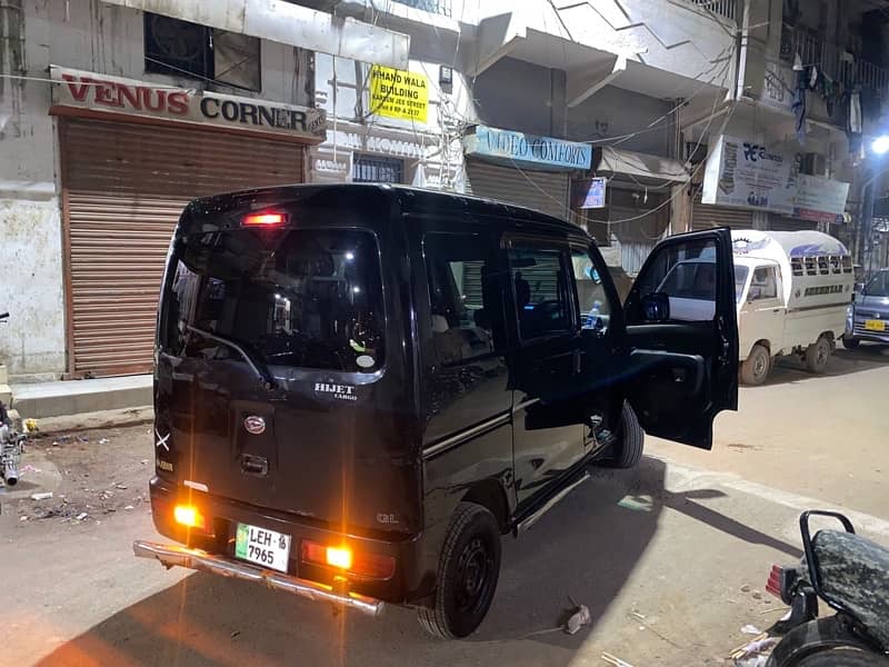 Daihatsu Hijet 2011 9