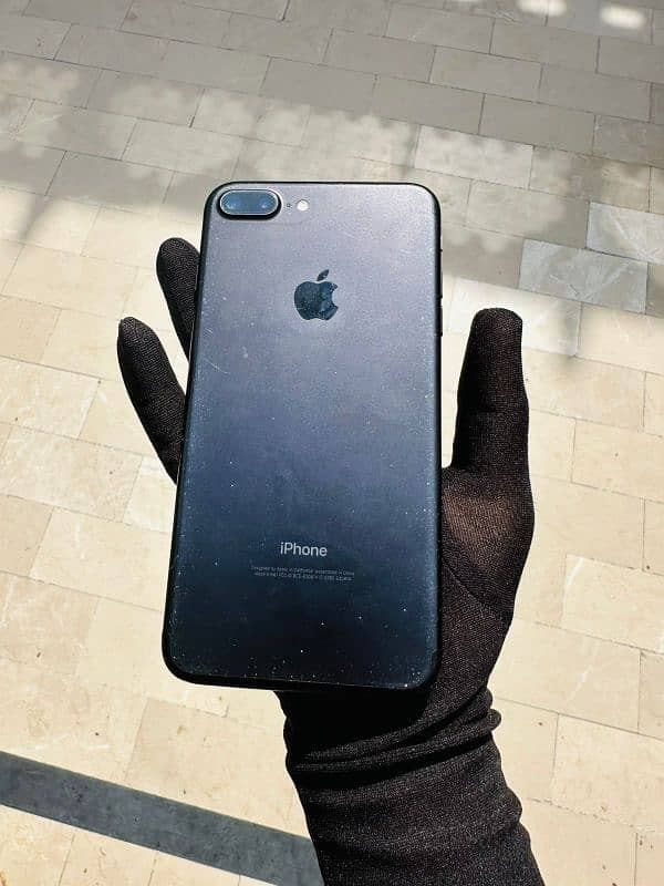 Iphone 7 plus 32 Gb Pta Approved 5