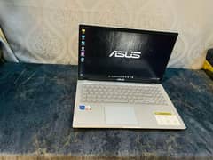 Asus VivoBook 11th Gen i5 Slim Look 512 SSD 16GB Ram. .