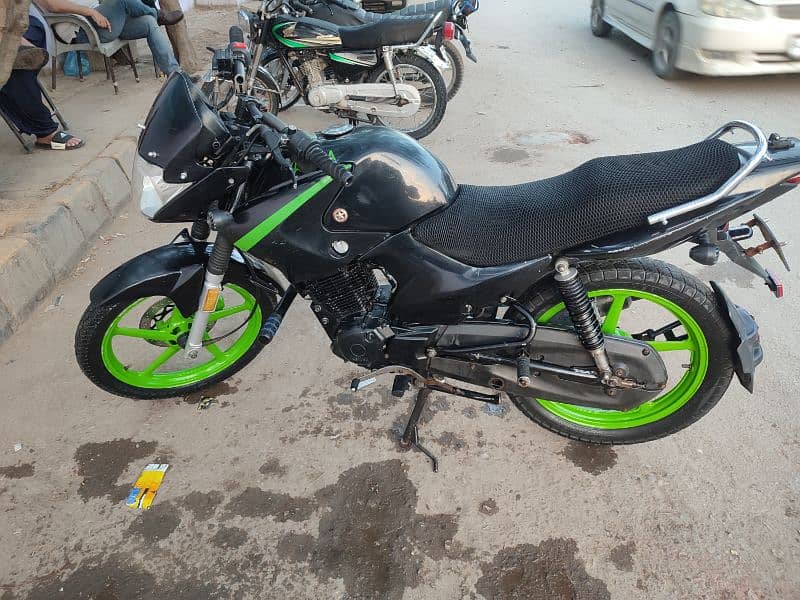 Yamaha ybr 125 2015 model 0