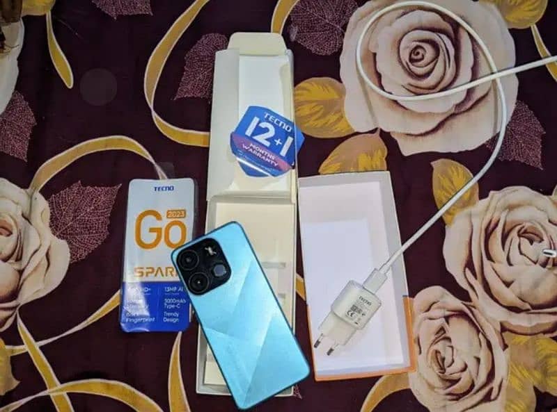 tecno spark go 2023 4+3gb 64gb with box charger 10 by 10 1