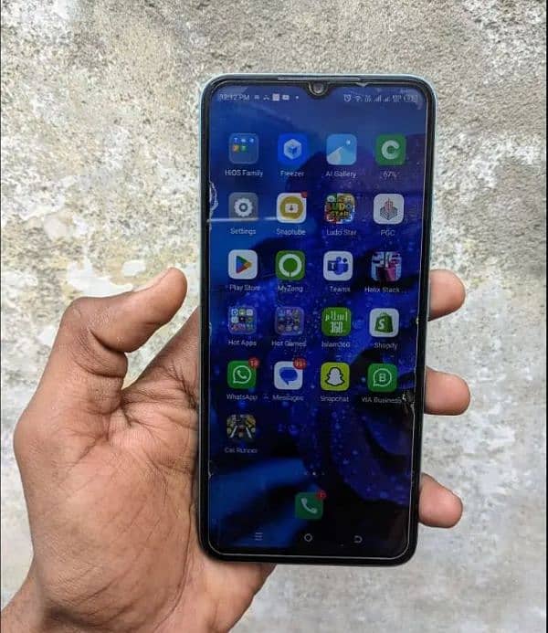 tecno spark go 2023 4+3gb 64gb with box charger 10 by 10 3