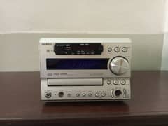 Onkyo Amplifier FR-X7A without speakers woofer.