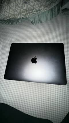 macbook pro 2019 256gb