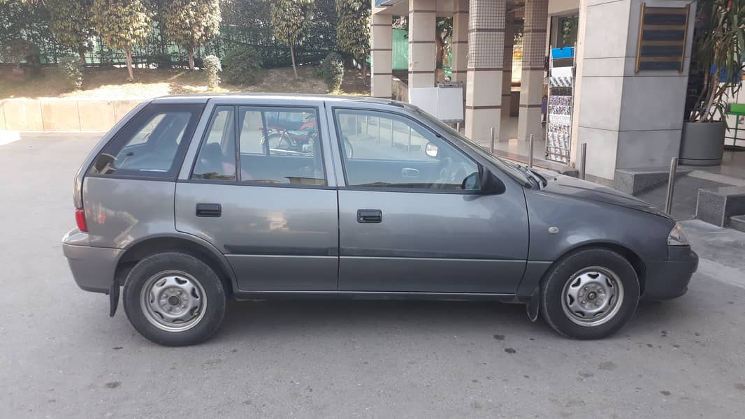 Suzuki Cultus VXRi 2010 (CNG) 1