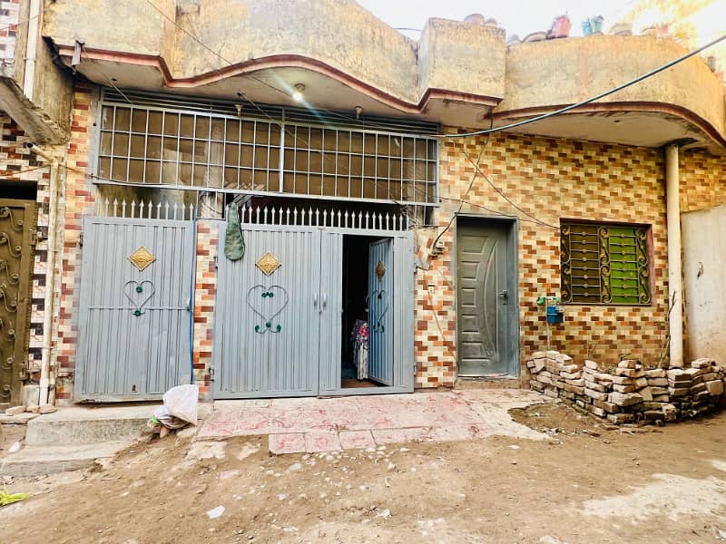 5 marla house for sale with Gas Water and electricity in main Khanna pul 1