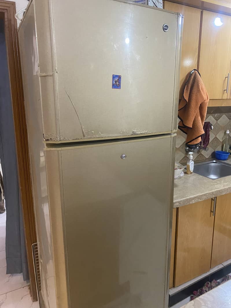 Pel refrigerator 50000Little negotiable 1