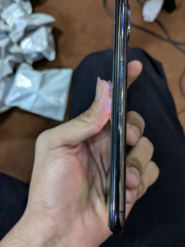 Iphone XS 64Gb Pta Approved 1