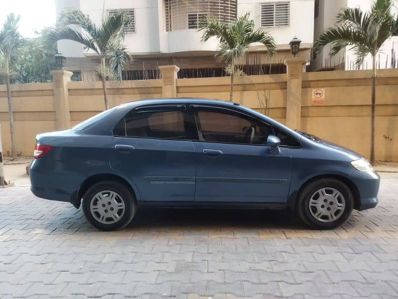 Honda City IDSI 2005 end mint condition 2