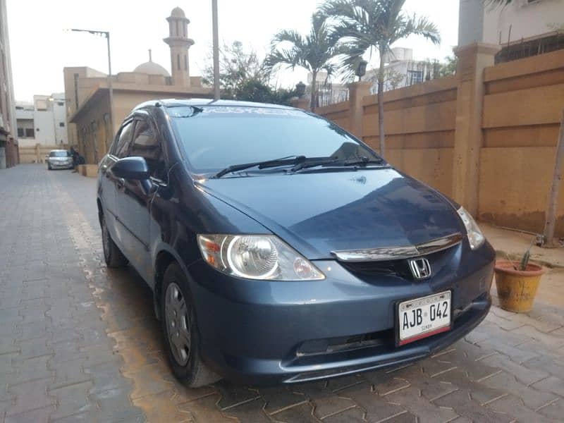 Honda City IDSI 2005 end mint condition 9