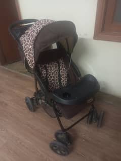 Imported Stroller 6 wheeler bought from Centre point Makkah.