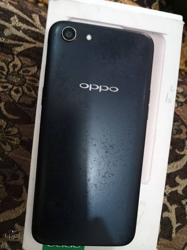 Oppo A83 4