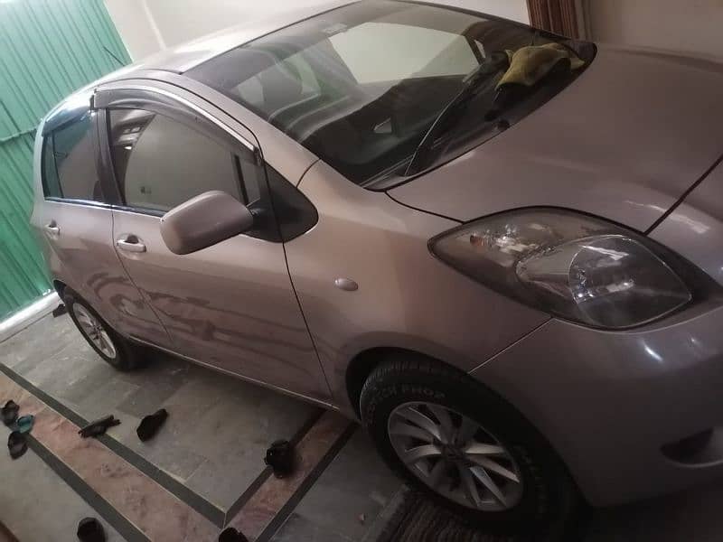 Toyota Vitz 2006/2014 4