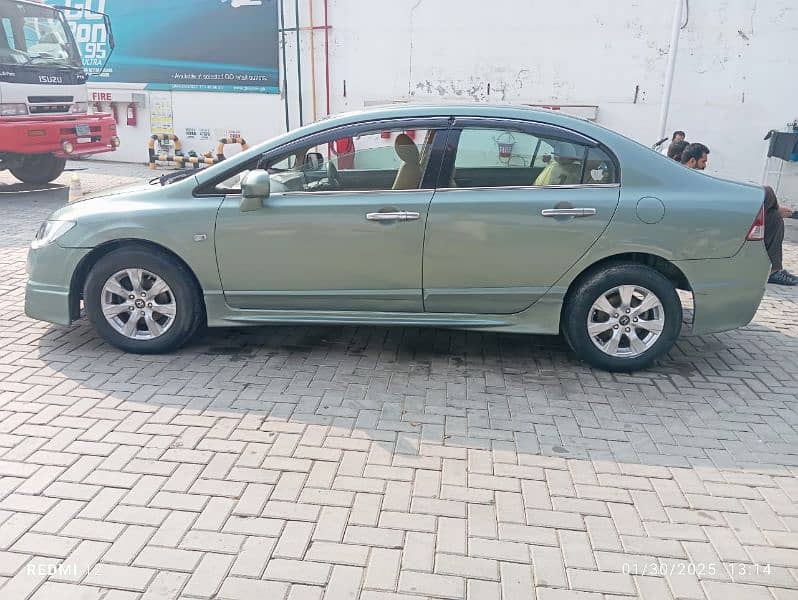 Honda Civic 2006 4