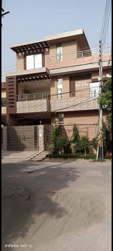 10 marla double story luxiours house for sale facing park 0