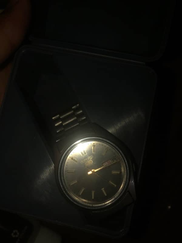 seiko 5 branded orginal watch 1