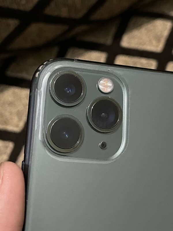 iPhone 11 Pro 256 Gb Factory unlock good condition 8