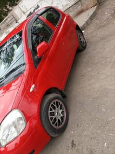 Toyota Vitz 2004