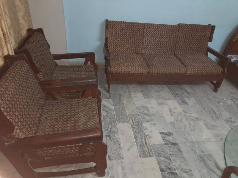 5 Seater Wooden Sofa For Sale. 1