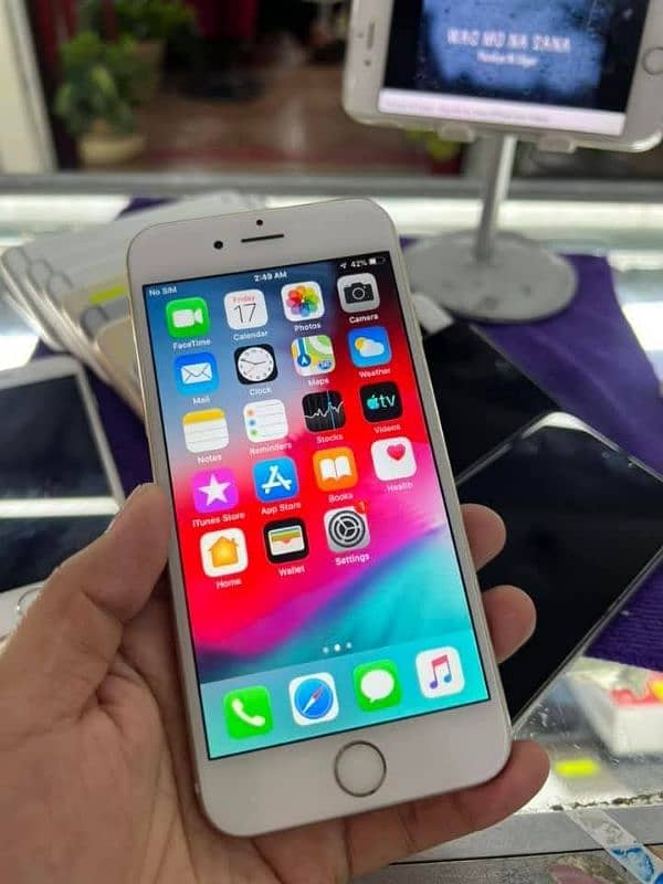 iPhone 6s Plus 128gb my WhatsApp number of 03250226756 0