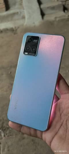 vivo y 33s 8 +4. . . . 128 ma all ok . 03271454083.