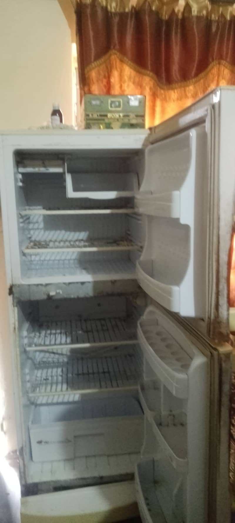 Used refrigerator in home in clear and a good working and good conditi 2