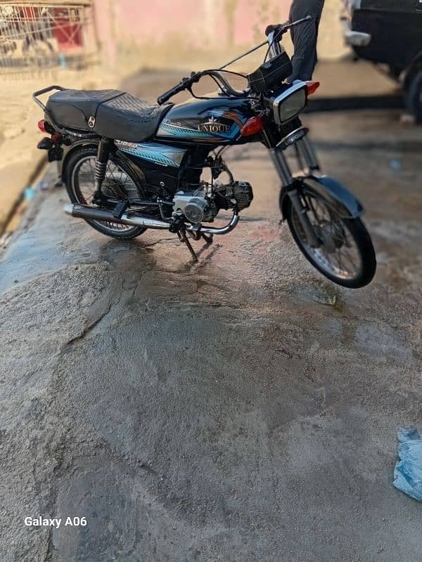 urgently sell bike unique 2021 registered 10